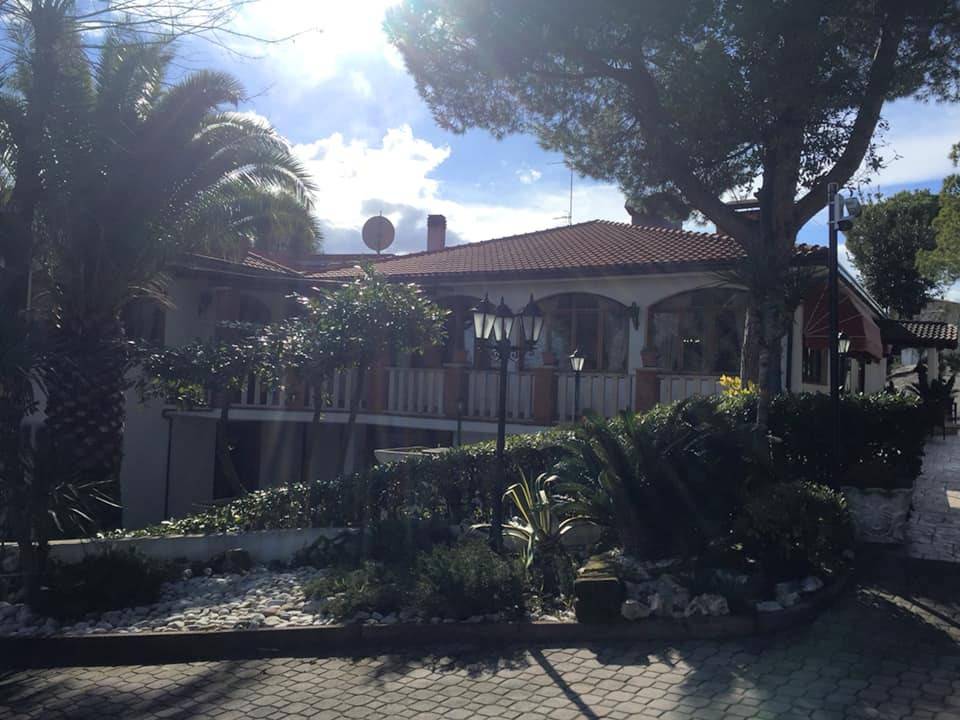 Palazzo / stabile a Roseto degli abruzzi in Strada Comunale Colle Solagna - Foto 5