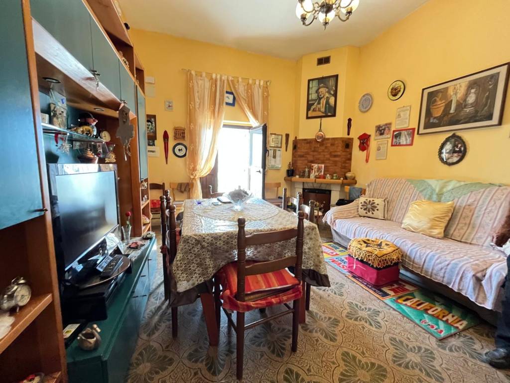 Casa indipendente a Cerignola in Strada Statale 544 - Foto 5
