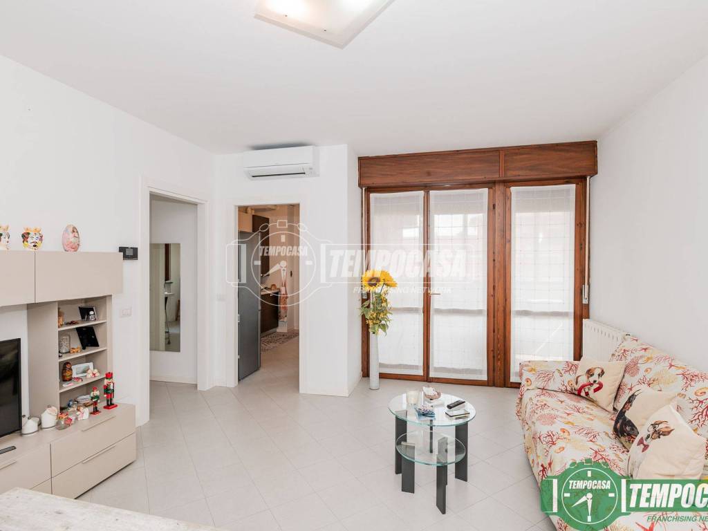 Appartamento a Tavazzano con villavesco in Via Giuseppe di Vittorio 6 - Foto 4