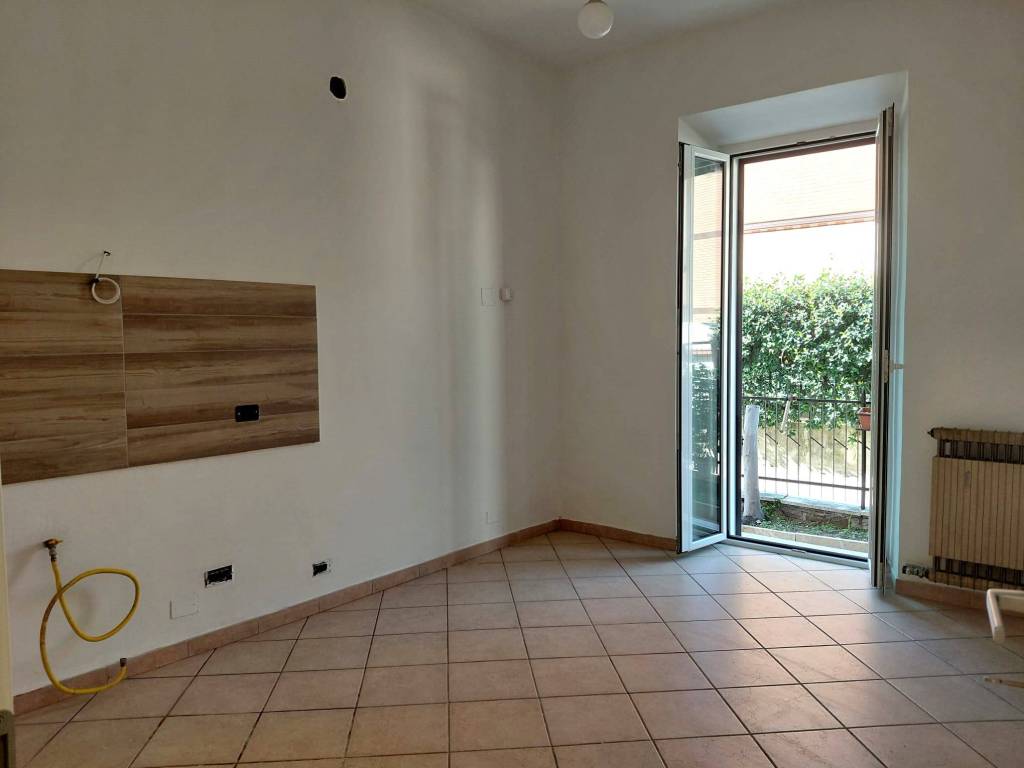 Appartamento a Tivoli in VIA LIGURIA - Foto 3