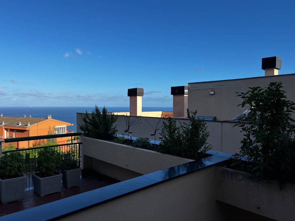 Appartamento a Varazze in Via delle Ginestre - Foto 4