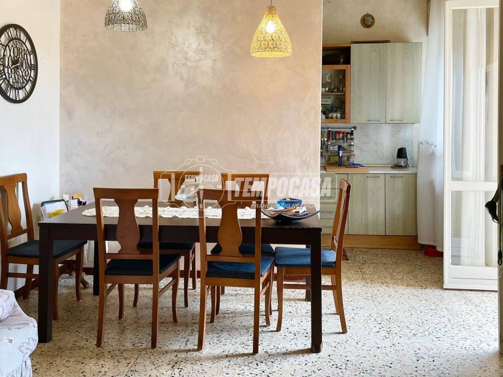 Appartamento a Robbiate in Via Monte Robbio 11 - Foto 2