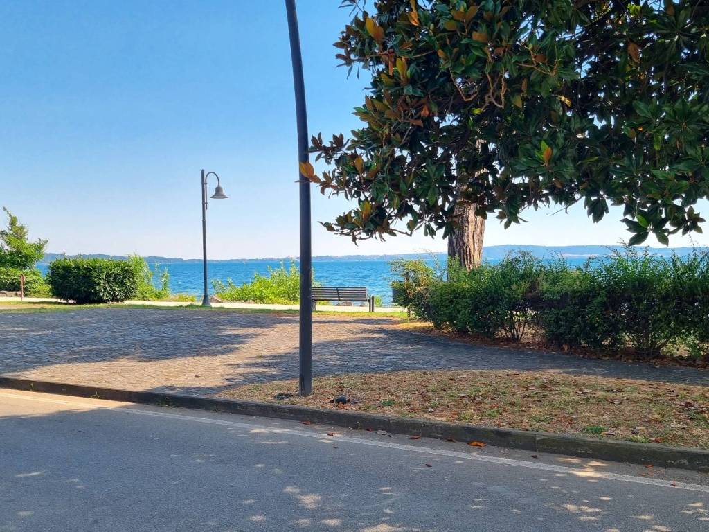 Appartamento a Trevignano romano in Via della Rena, 39 - Foto 2