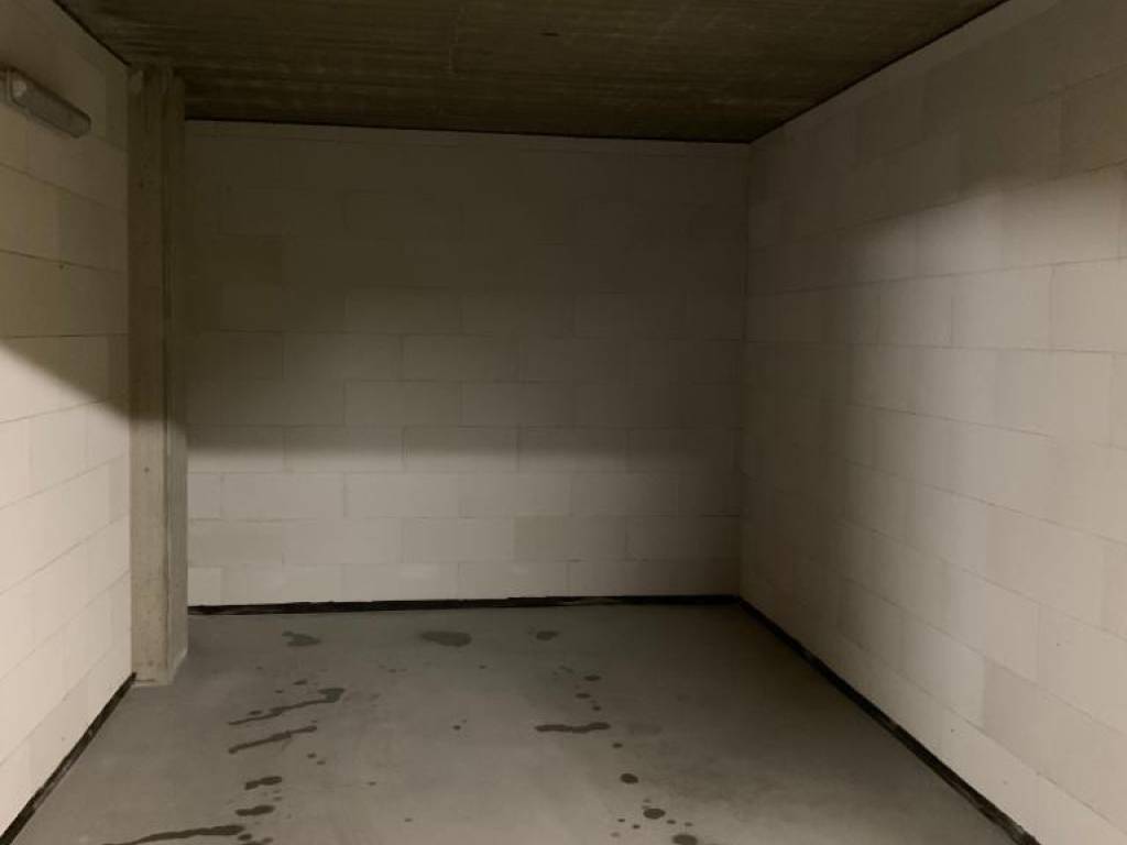 Box / garage a Cuneo in Via Felice Bertolino - Foto 2