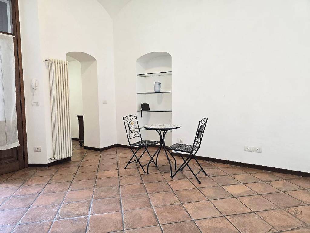 Appartamento a Cantù in Via Carlo Cattaneo, 1 - Foto 2