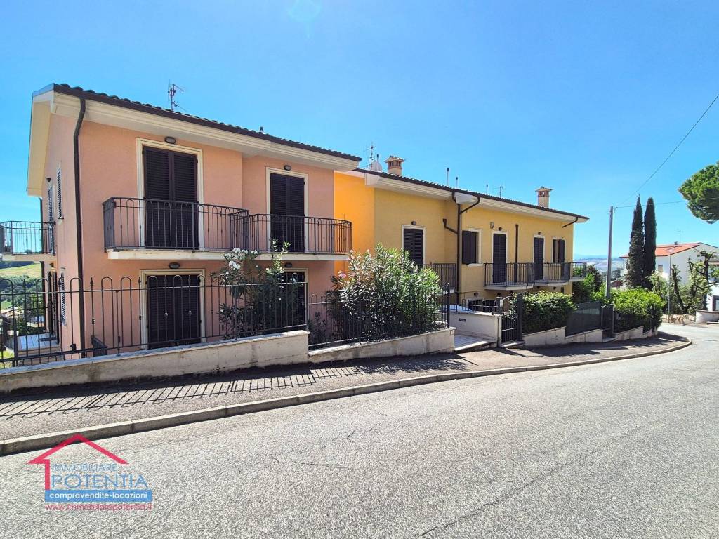 Appartamento a Potenza picena in Via La Concia, 5 - Foto 2