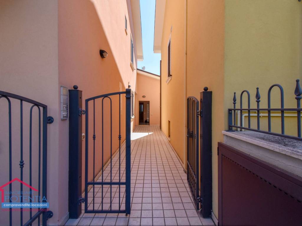 Appartamento a Potenza picena in Via La Concia, 5 - Foto 3