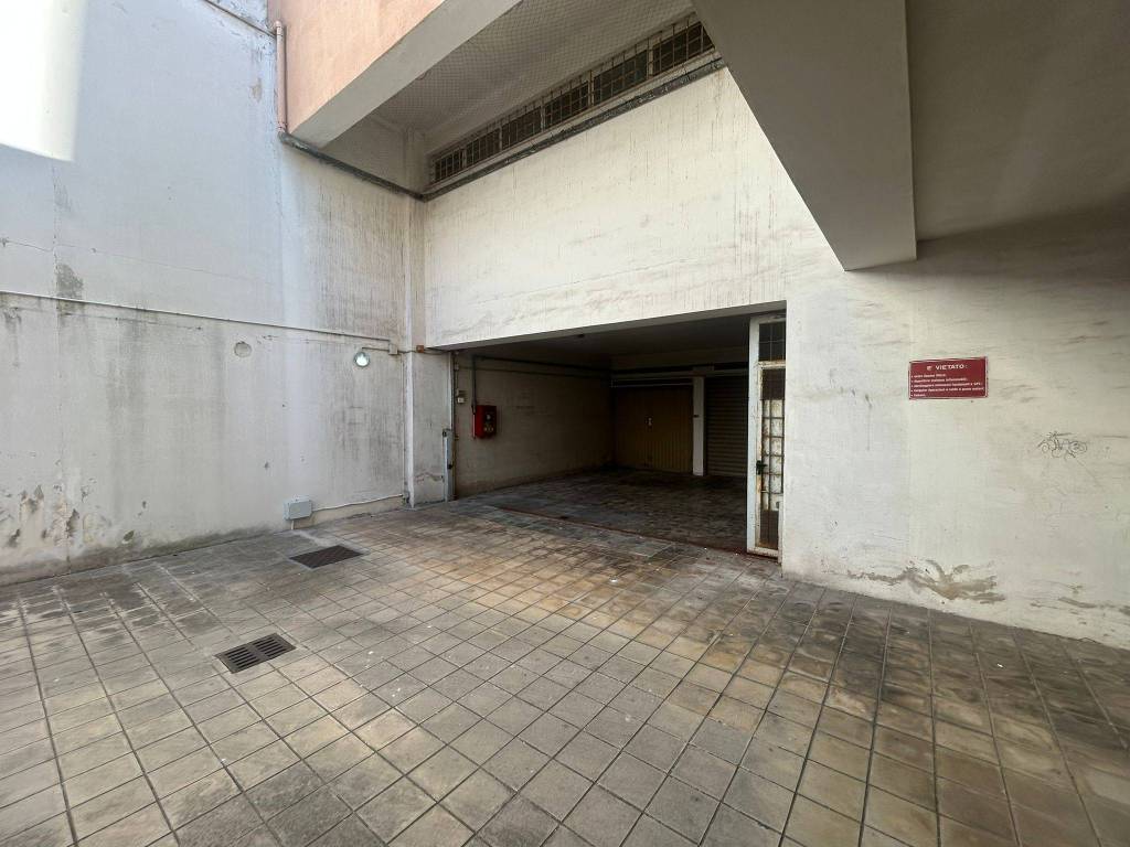 Box / garage a Lecce in Viale della Libertà, 141 - Foto 3