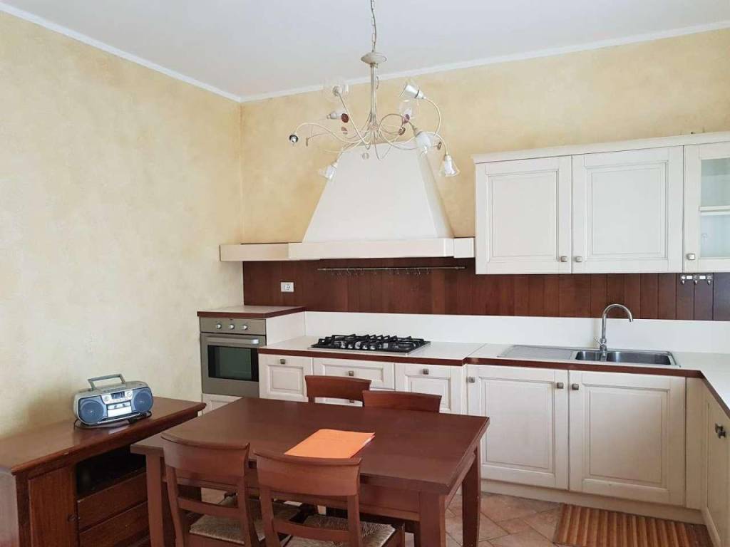Casa indipendente a Carnago in via Cesare Battisti - Foto 3