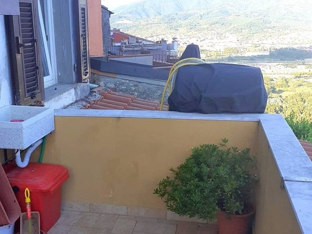 Appartamento a Vezzano ligure in Piazza del Popolo - Foto 3