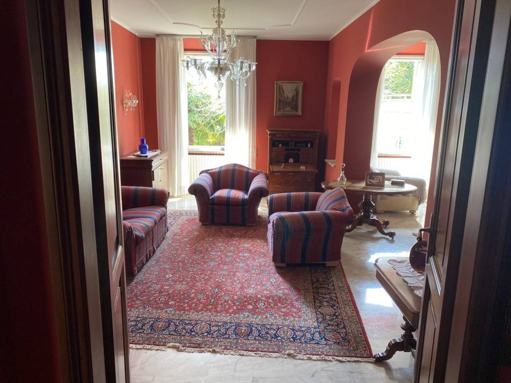 Villa a Monticello brianza in Via Luigi Bocconi - Foto 4