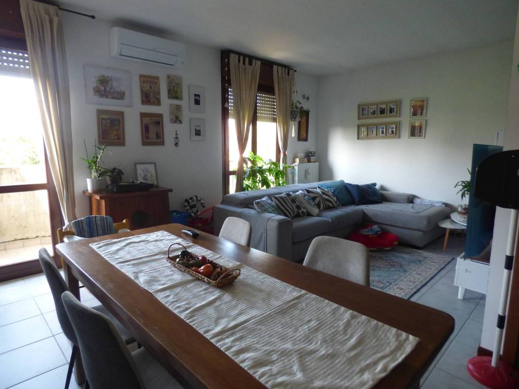 Appartamento a Cassolnovo in Via Naviglietto - Foto 2