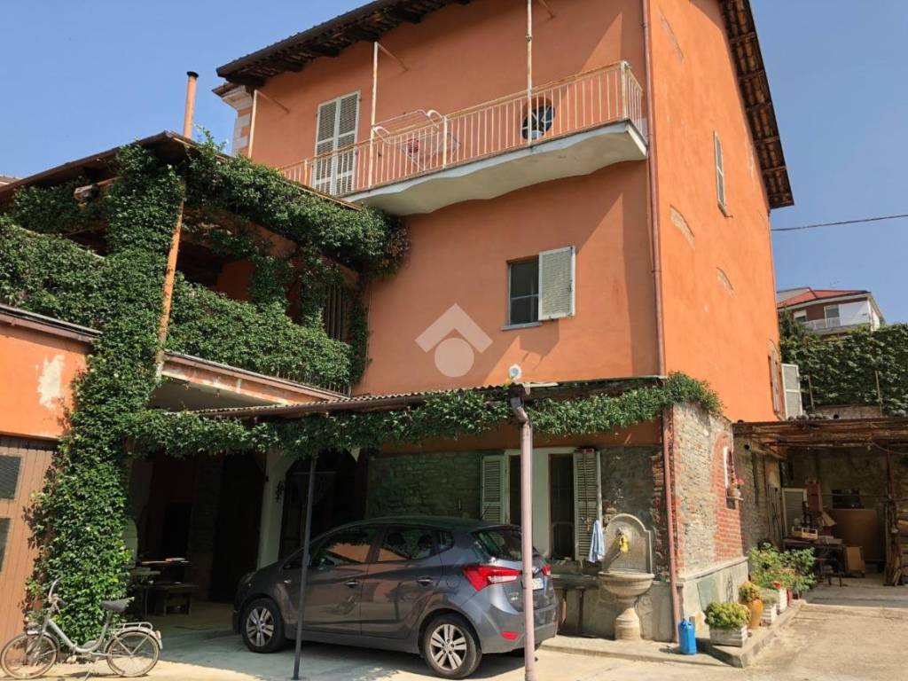 Villa a Canelli in Via Ottavio Riccadonna, 51 - Foto 2