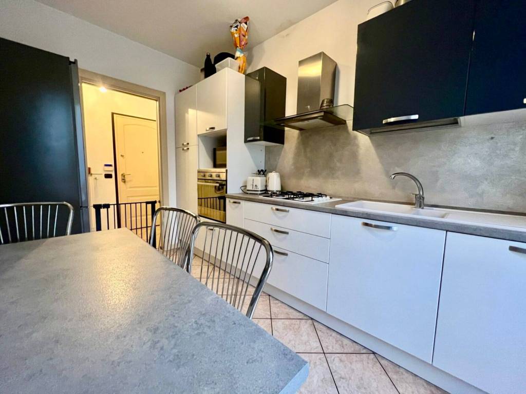 Appartamento a Castrezzato in Via Alessandro Volta - Foto 3