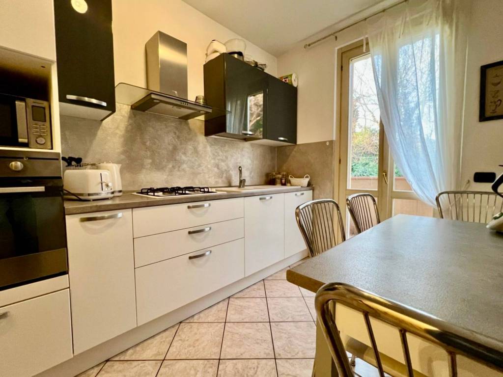 Appartamento a Castrezzato in Via Alessandro Volta - Foto 4