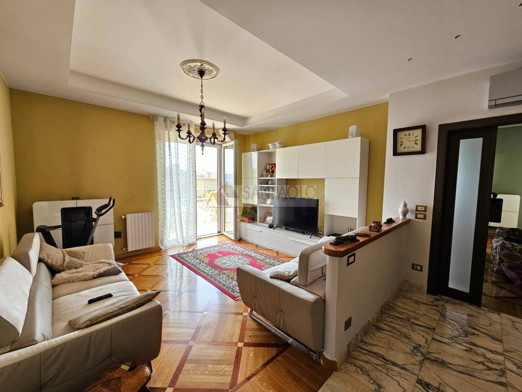 Appartamento a Castagnito in Via Alba, 32 - Foto 4