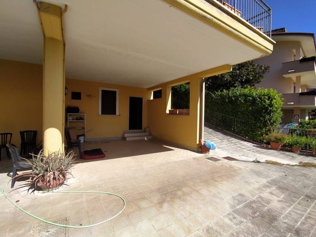 Villa a Frosinone in Via San Lorenzo - Foto 3