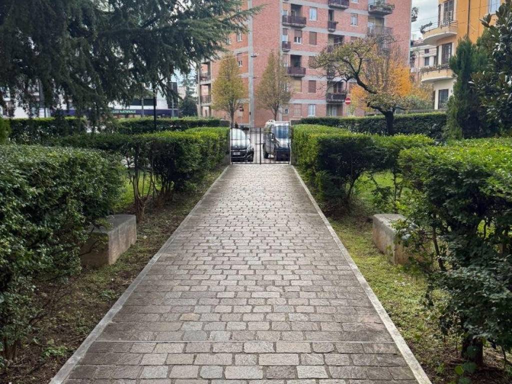 Appartamento a Verona in Via Generale Gaetano Giardino - Foto 4