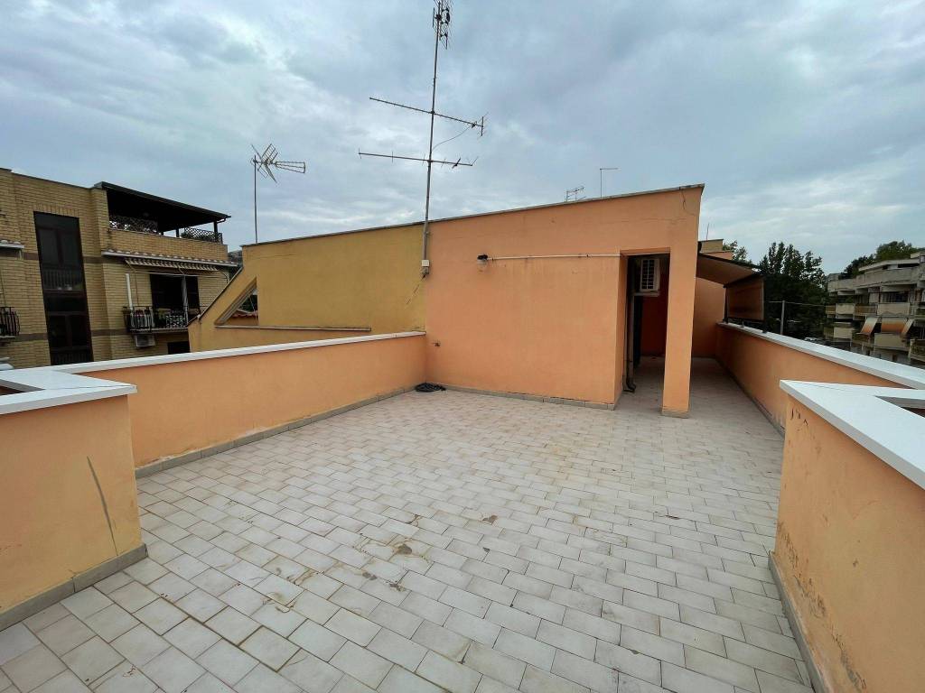 Appartamento a Tivoli in Via Molise, 9 - Foto 2