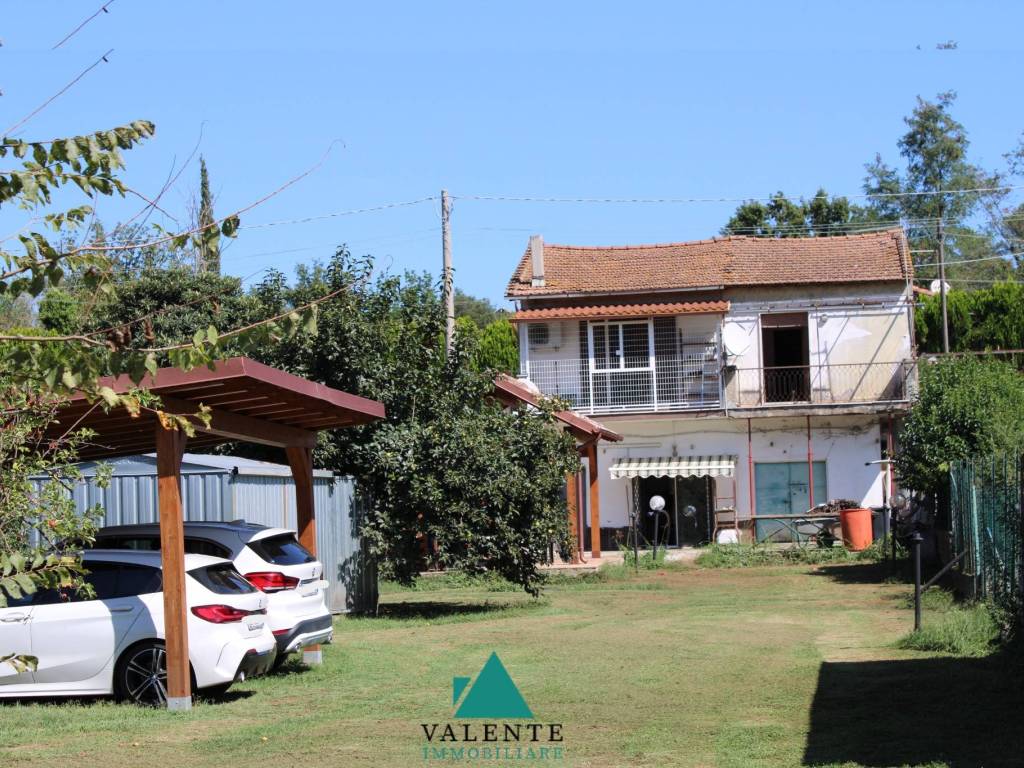Villa a Gallicano nel lazio in Via Prenestina Antica - Foto 3