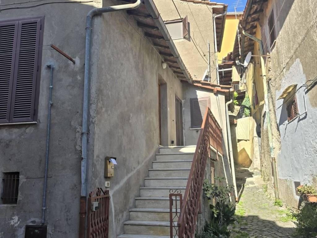 Appartamento a Rocca priora in Via Camillo Benso di Cavour - Foto 2