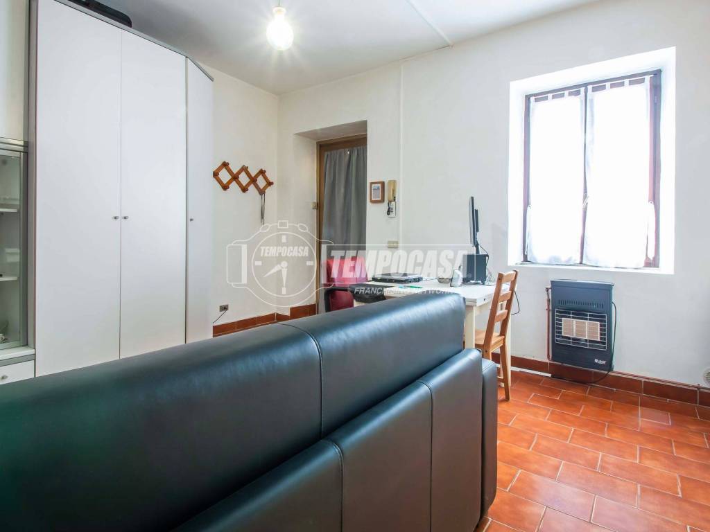 Appartamento a Gorla minore in Via Roma 28 - Foto 5
