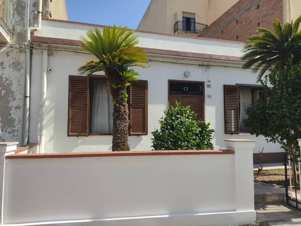 Casa indipendente a Milazzo in Via Policastrelli, 47 - Foto 2