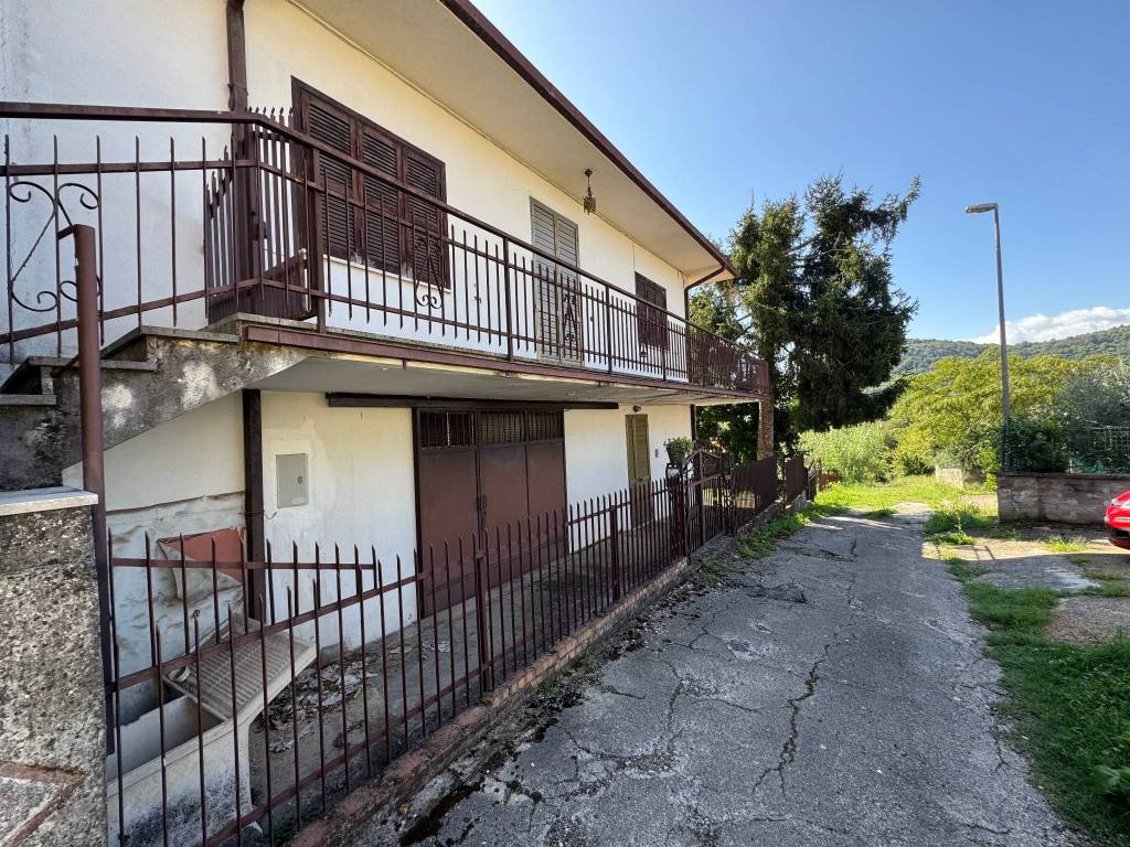 Casa indipendente a Arce in Via Borgo Murata, 68 - Foto 3