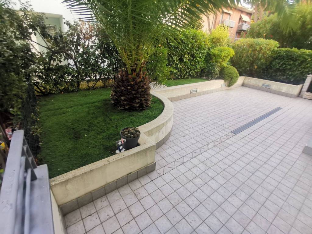 Appartamento a Pesaro in Via Andrea Costa - Foto 2
