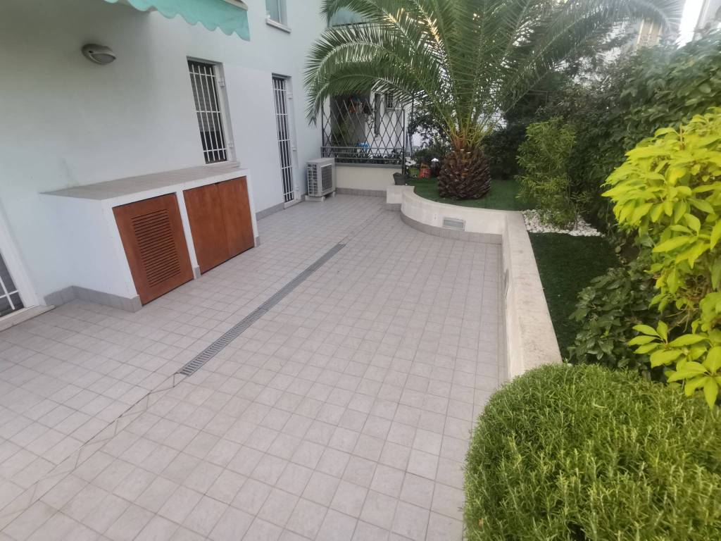 Appartamento a Pesaro in Via Andrea Costa - Foto 3