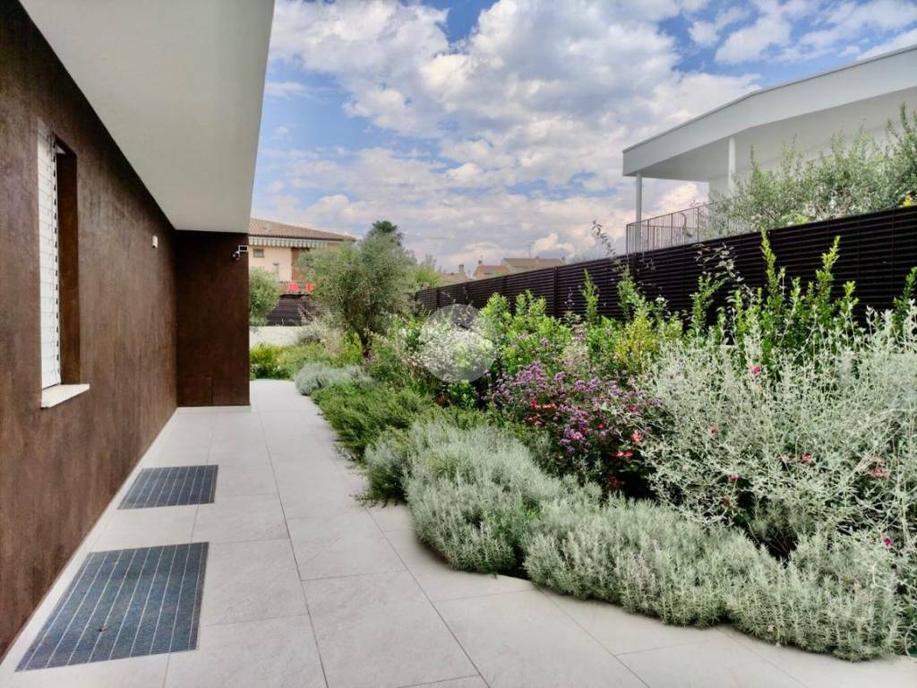 Villa a Lazise in Via Rocchetti, 32 - Foto 4