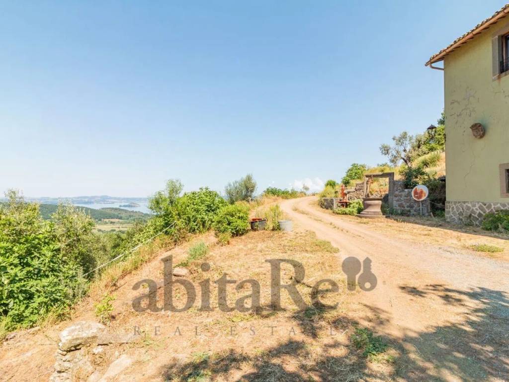 Villa a Montefiascone in Via Daniele Manin - Foto 4