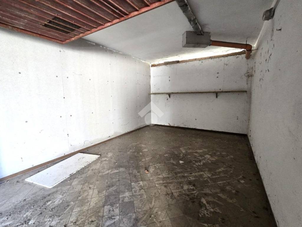 Box / garage a Albenga in Via Don Giacomo Lasagna - Foto 5