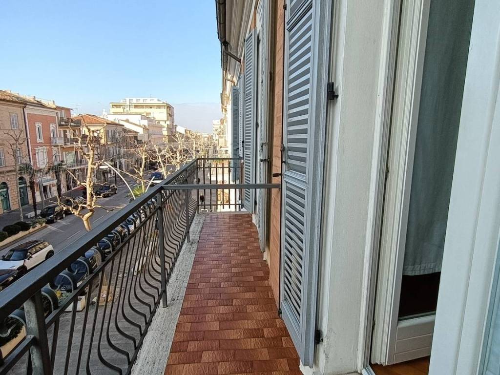 Appartamento a Civitanova marche in Corso Umberto I - Foto 4