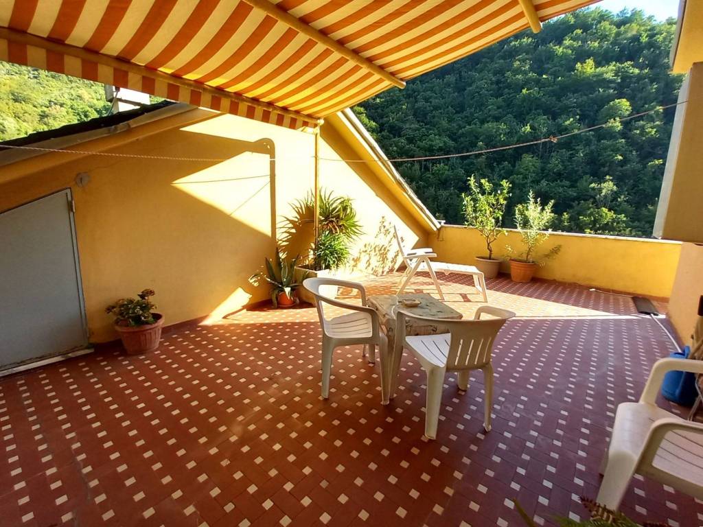 Appartamento a Avegno in Via Leonardo da Vinci - Foto 2