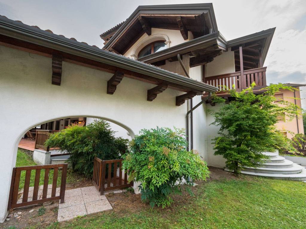 Villa a Tolmezzo in Via Monte Amariana, 5 - Foto 3