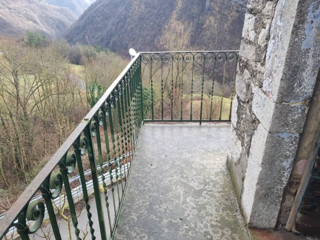 Casa indipendente a Val brembilla in Via Don V. Cortinovis - Foto 4