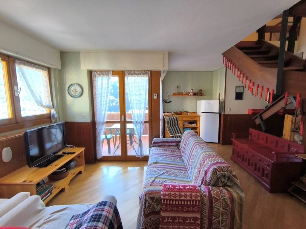 Appartamento a Chiesa in valmalenco in Via Nicolò Rusca - Foto 3