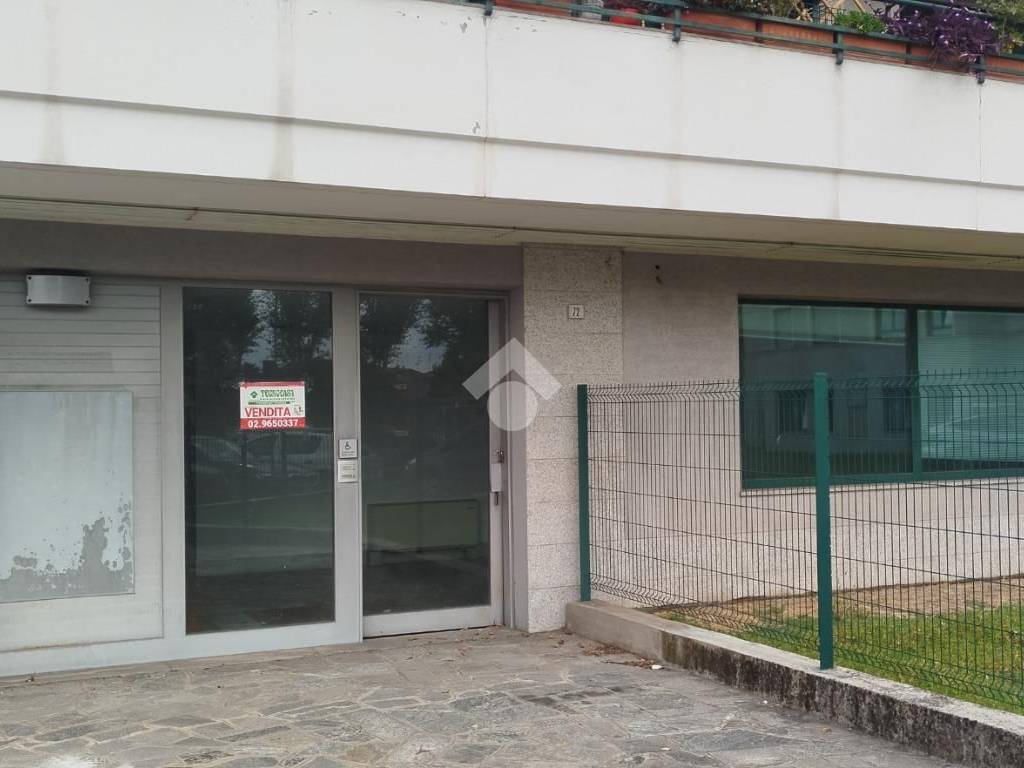 Immobile a Caronno pertusella in Piazza s. pertini, 72 - Foto 5