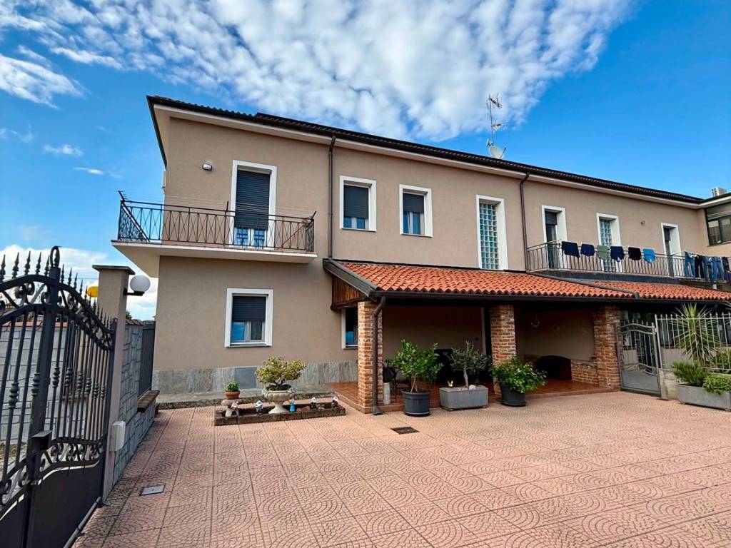 Villa a Crescentino in Viale Rimembranza, 8 - Foto 3