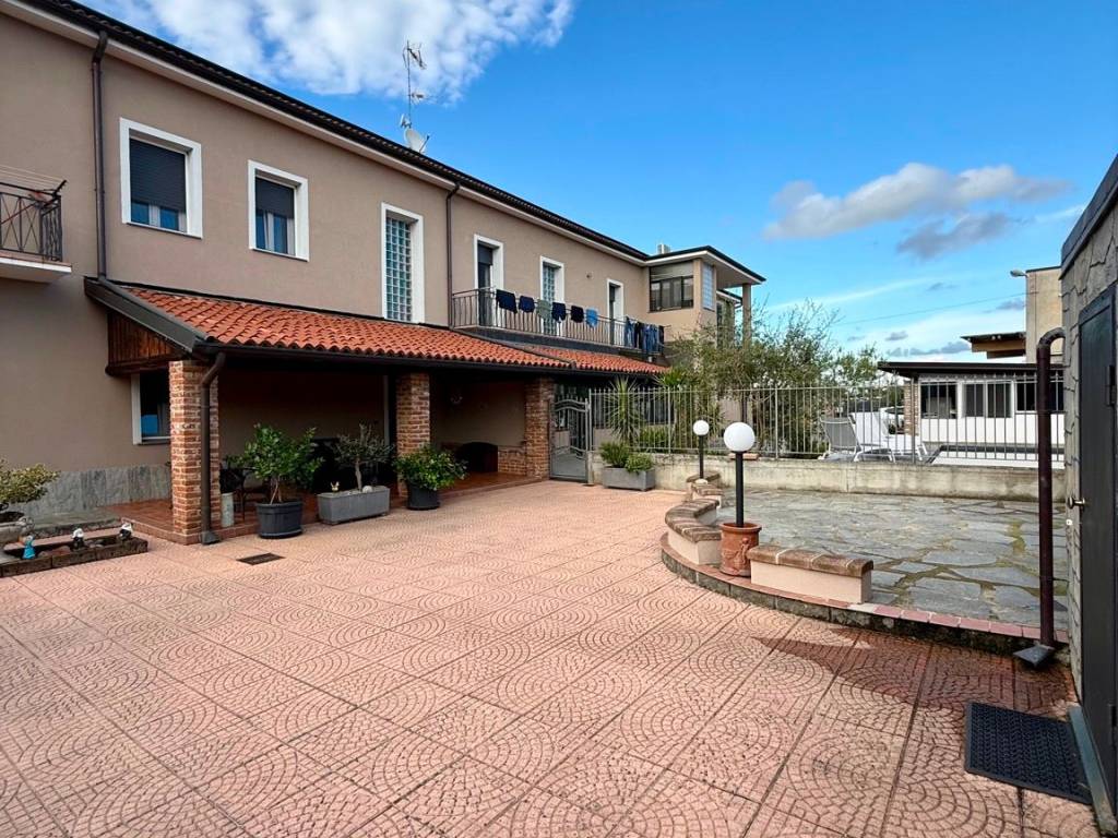 Villa a Crescentino in Viale Rimembranza, 8 - Foto 4