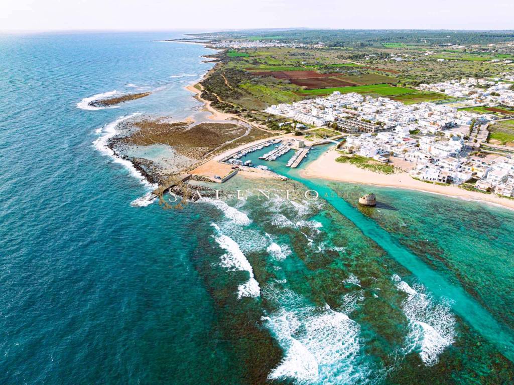 Villa a Castrignano del capo in Lungomare Cristoforo Colombo - Foto 3