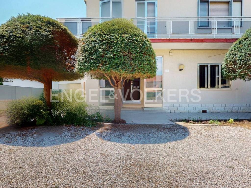 Appartamento a Riccione in Viale Renato Serra, 4 - Foto 2