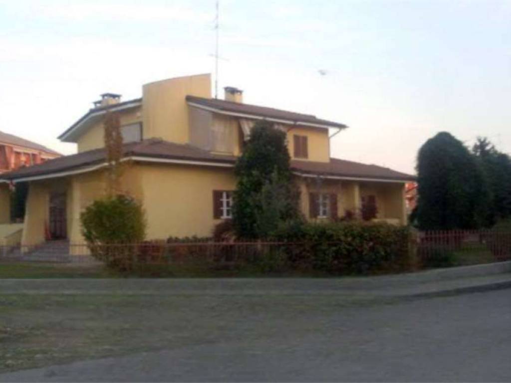 Casa indipendente a Asti in Via Trilussa - Foto 2