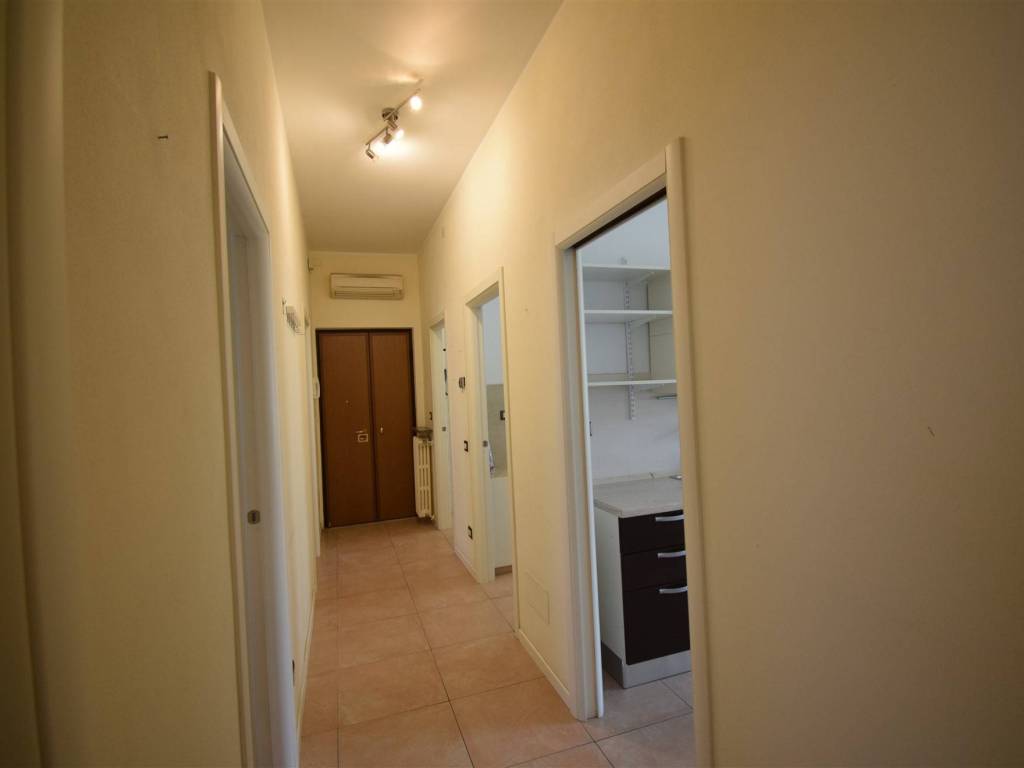 Appartamento a Parma in Via Primo Savani - Foto 3
