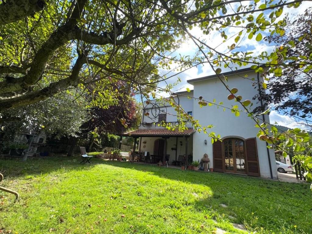 Villa a Spoleto in Via Ettore Blasioli - Foto 3