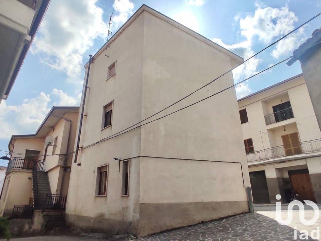 Appartamento a Isola del gran sasso d'italia in Via Pratogrande - Foto 3