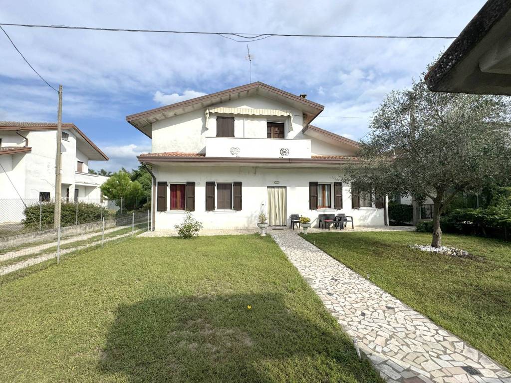 Villa a Porto viro in Via Roma, 5 - Foto 2