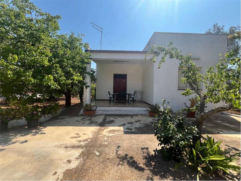 Villa a Francavilla fontana in Contrada Forleo Superiore - Foto 5