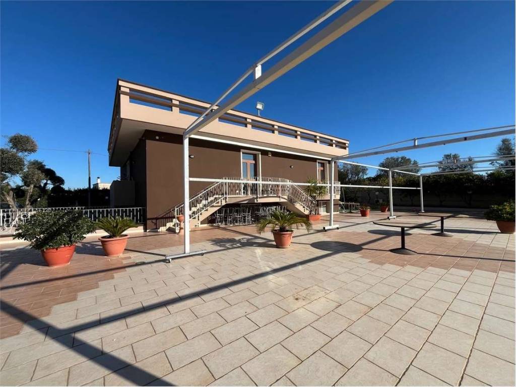 Villa a Francavilla fontana in Contrada Donna Laura - Foto 3